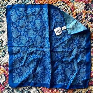 Men’s Wearhouse Silk Paisley Pocket Square